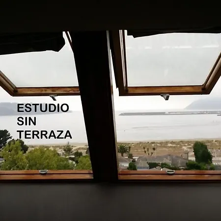 Rua Granxas, N 13, Piso Con Terraza O Estudio Sin Terraza