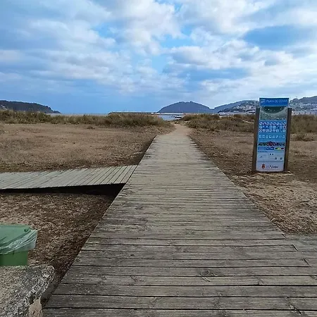Rua Granxas, N 13, Piso Con Terraza O Estudio Sin Terraza * Viveiro