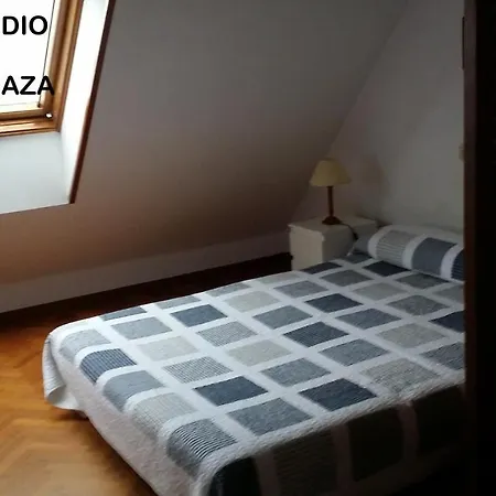 Rua Granxas, N 13, Piso Con Terraza O Estudio Sin Terraza *